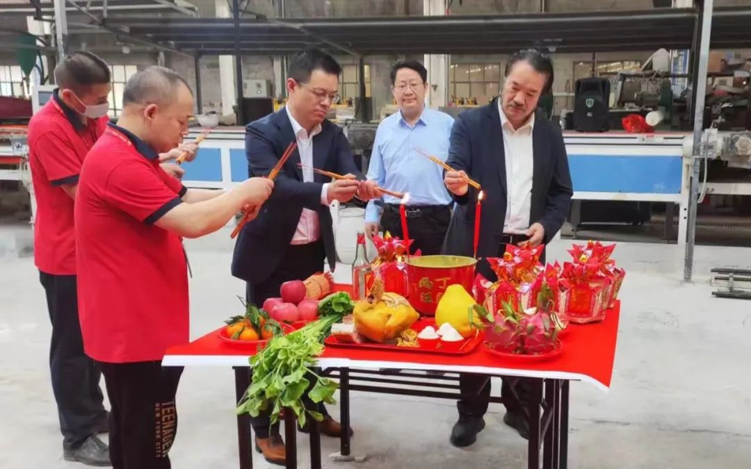 薪火升騰 · 燃起新程｜熱烈祝賀將軍陶瓷集團(tuán)智造生產(chǎn)基地今日盛大點(diǎn)火(圖3)