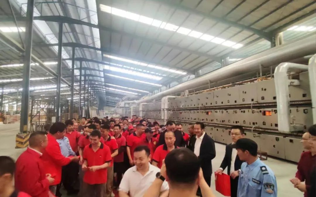 薪火升騰 · 燃起新程｜熱烈祝賀將軍陶瓷集團(tuán)智造生產(chǎn)基地今日盛大點(diǎn)火(圖8)