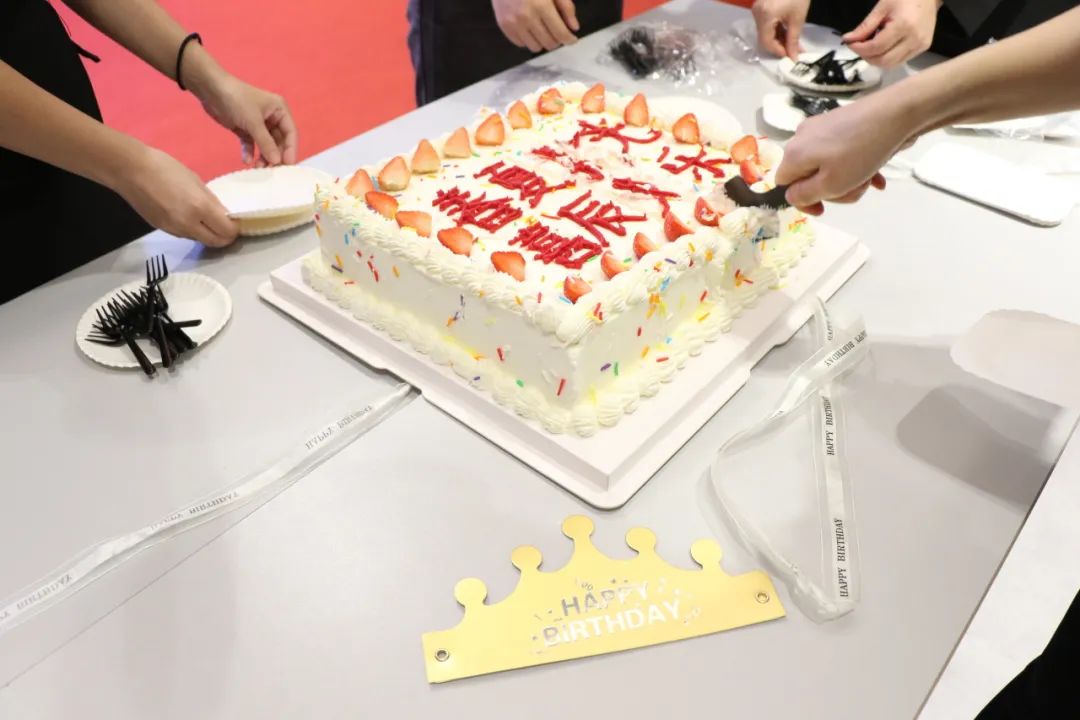 春夏拾光，喜辰共樂 | 將軍陶瓷集團(tuán)第二季度員工生日會(huì)圓滿舉辦！(圖11)