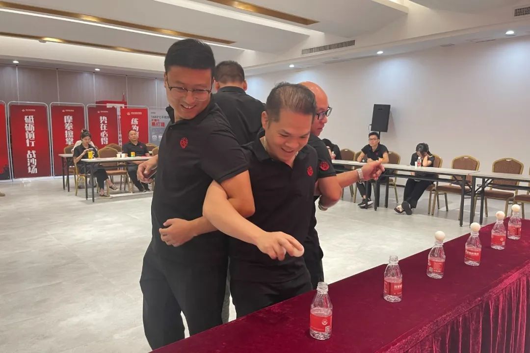 拾取秋光·共慶生辰丨將軍陶瓷集團(tuán)第三季度員工生日會(huì)圓滿舉行(圖8)